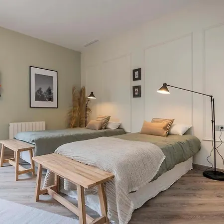 Luxury 4-bedrooms In Rambla De Catalunya דירה ברצלונה