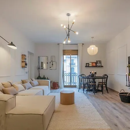 The Collection - Luxury 4-bedrooms In Rambla De Catalunya דירה ברצלונה